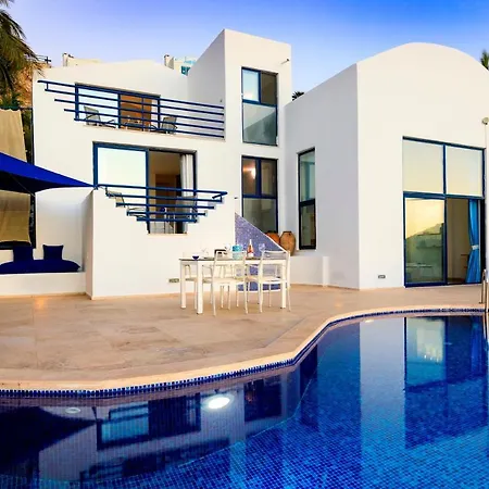 The White Collection - Sky 4*